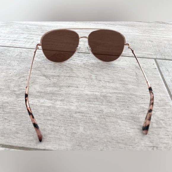 Alex Perry Aviator Rose-Gold Sunglasses - Picture 7 of 11